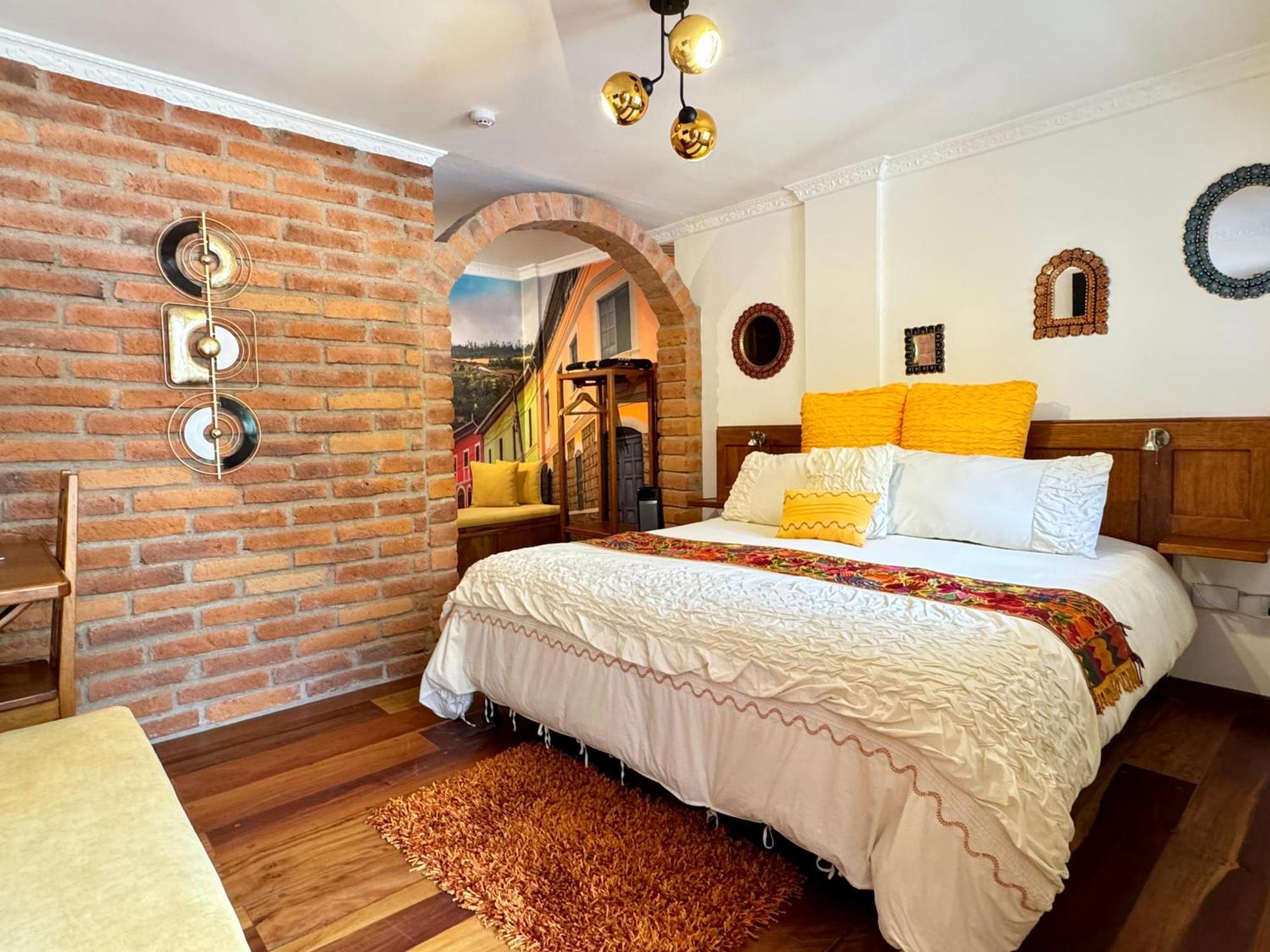 Vista Del Angel Hotel Boutique Кито Екстериор снимка